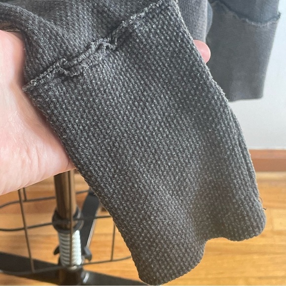 We the Free Anakin Thermal Top for Women- Charcoal- Oversized- Size Small - Picture 6 of 10